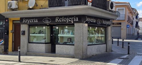 Fachada joyería Robles